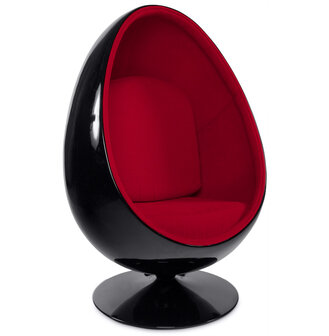 Zwart en rode eivormige zetel &#039;COCOON&#039; eistoel