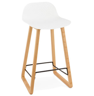 Witte, halfhoge kruk &lsquo;MAKI MINI&#039; in Scandinavische stijl