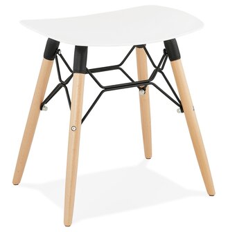 Design lage kruk &#039;ALADIN&#039; wit Scandinavische stijl