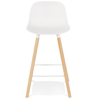 Halfhoge witte kruk &#039;TATSU MINI&#039; met poten van natuurlijk hout