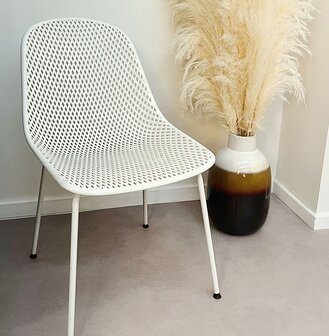 Witte geperforeerde design stoel &#039;VIKY&#039; binnen/buiten