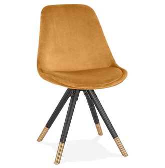 Design stoel &#039;HAMILTON&#039; in mosterd fluweel en poten in zwart hout