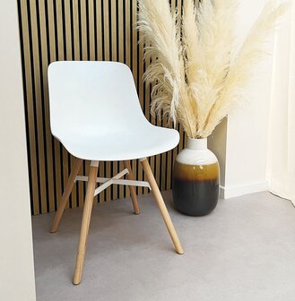 Witte design stoel &#039;GLADYS&#039;