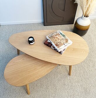 Design &#039;STOKOLM&#039; van bijzettafels in hout met natuurlijke afwerking