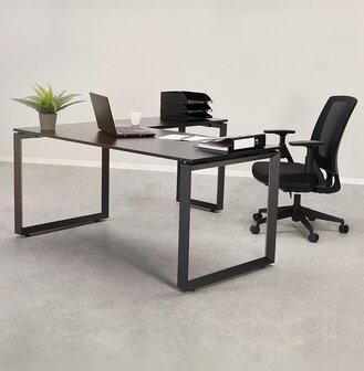 Rechte design bureau &#039;BAKUS&#039; van natuurkleurig afgewerkte hout en wit metaal - 160x80 cm