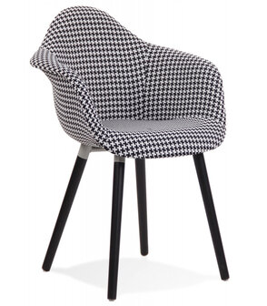 Stoffen design stoel &#039;LARA&#039; met armleuningen en zwart en witte pied-de-poule-print