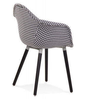Stoffen design stoel &#039;LARA&#039; met armleuningen en zwart en witte pied-de-poule-print