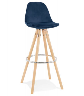 Barkruk &#039;SPIRIT&#039; in blauw fluweel en poten in hout met natuurlijke afwerking