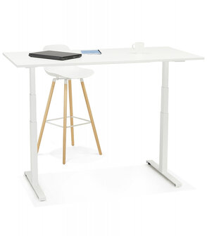 Zwarte ergonomische elektrische bureau &#039;TRONIK&#039; met blad in notenhouten afwerking - 160x80 cm