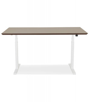Witte elektrische zit/sta-bureau &#039;BIONIK&#039; met blad in notenhouten afwerking - 150x70 cm