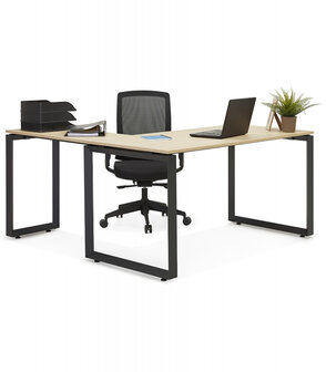 Vergadertafel / bench-bureau &#039;BAKUS SQUARE&#039; in hout met natuurlijke afwerking en zwart metaal - 140x140 cm