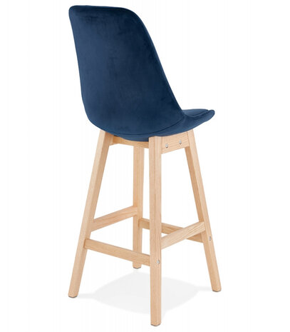 Halfhoge kruk 'MORISS MINI' in fluweel blauw met poten in natuurlijk hout