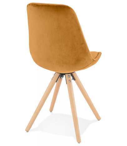 Vintage stoel 'RICKY' in mosterd fluweel en poten in natuurkleurig hout