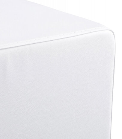 Poef 'CUBE' voor de woonkamer uit wit imitatieleder